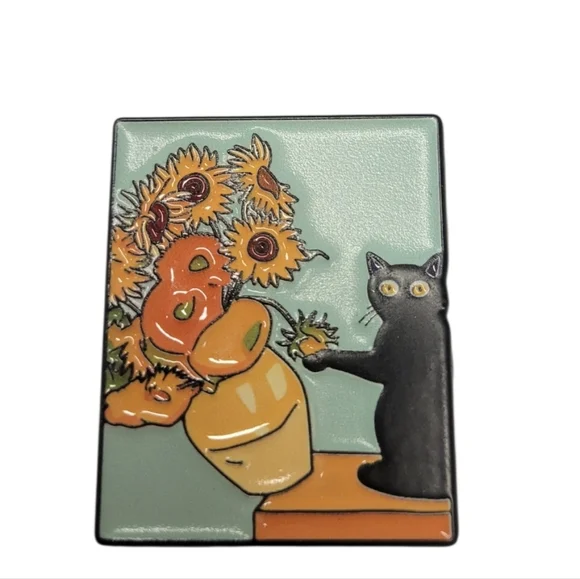 Set of 2 Anime Pins - Picture 3 of 6